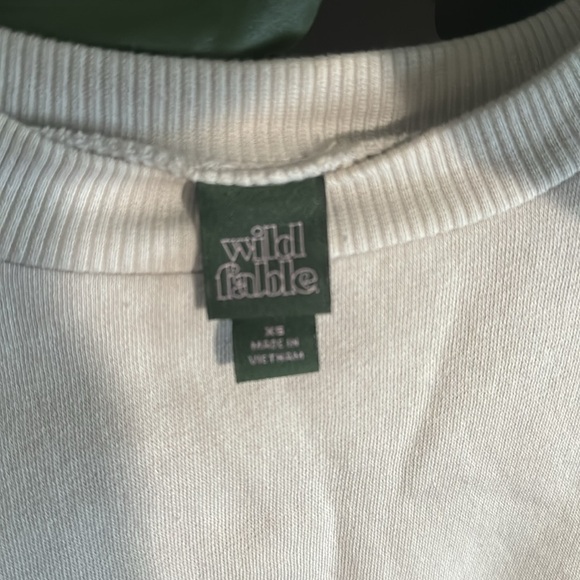 Light gray crop sweater size xSmall - Picture 2 of 2